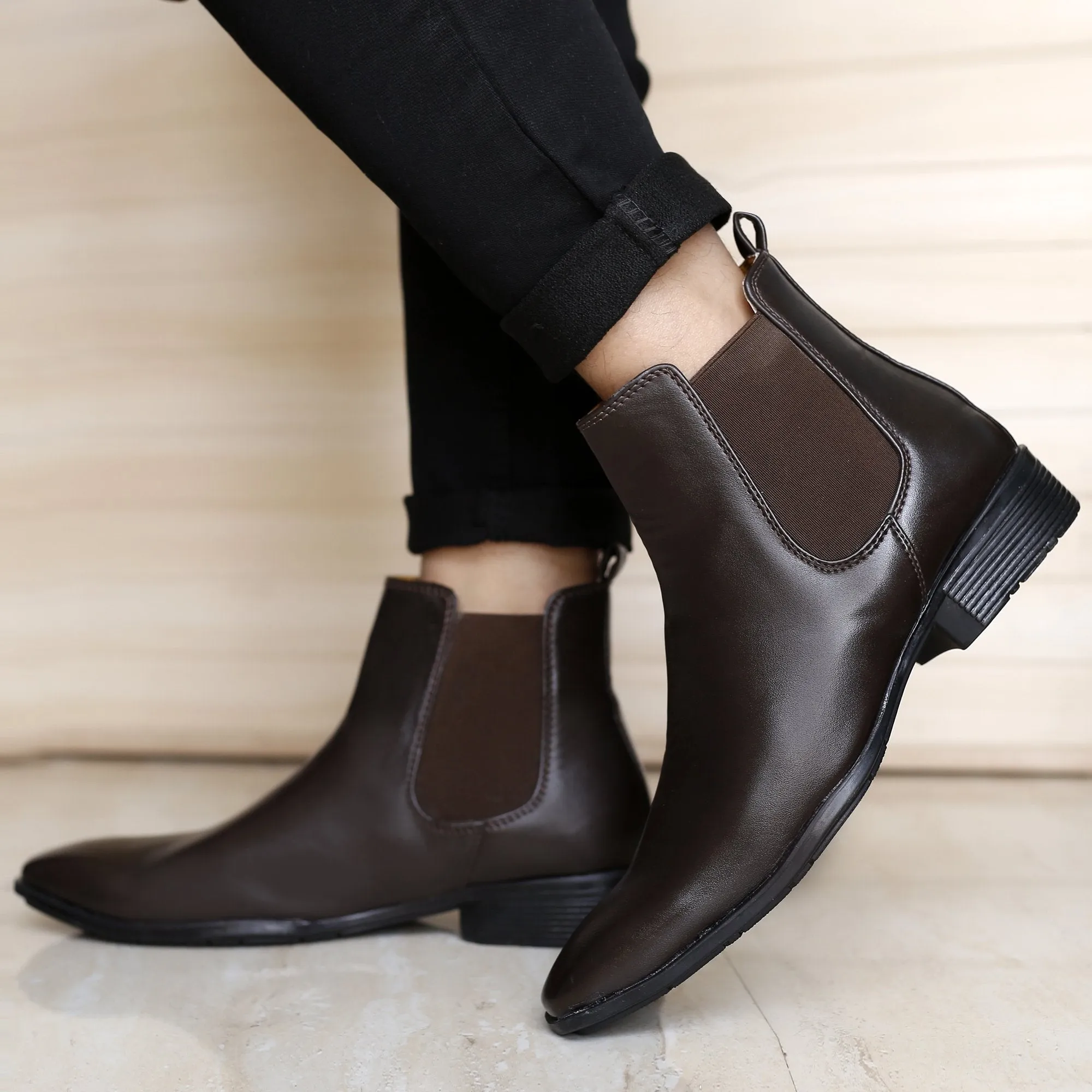 Bxxy's Stylish Chelsea Boots for Men