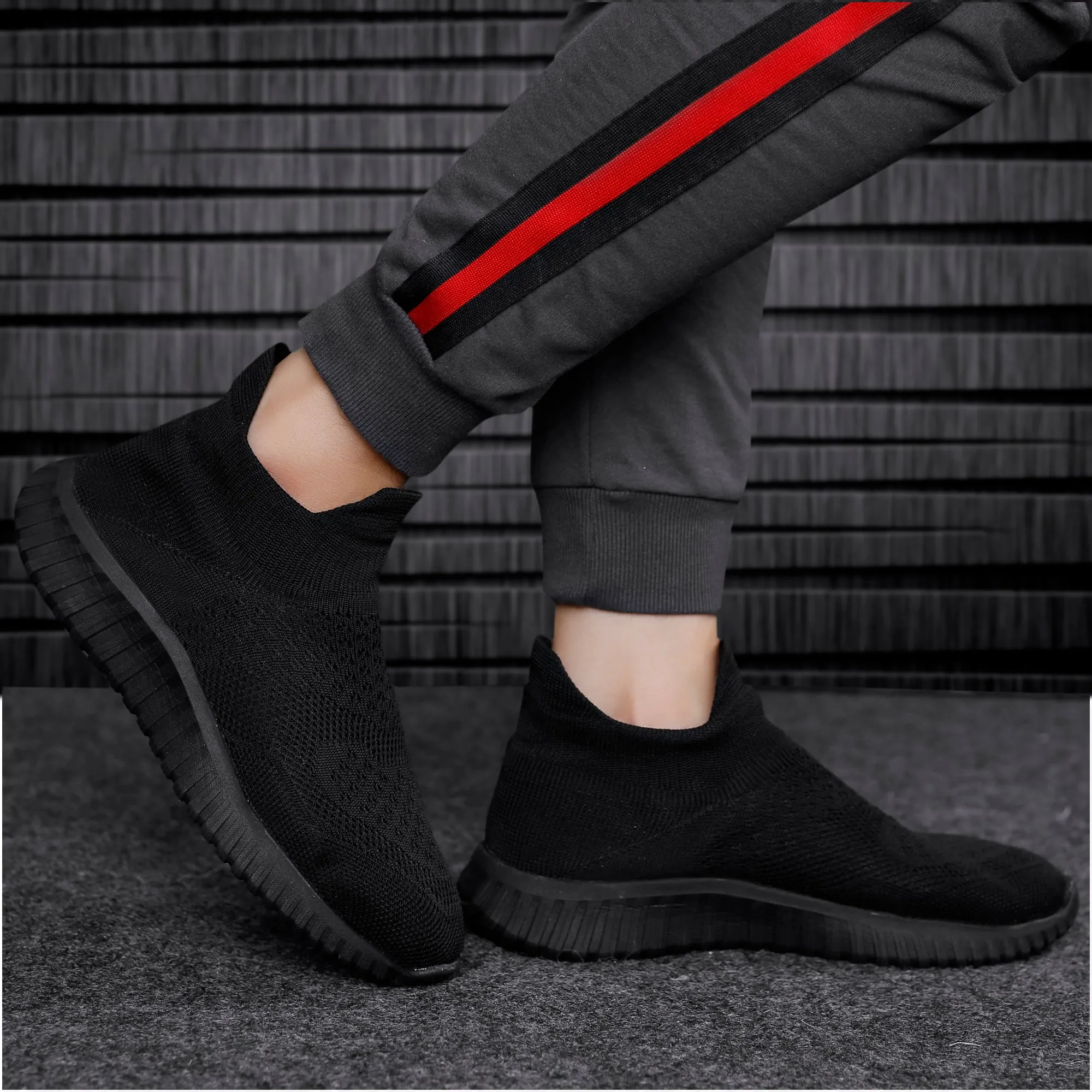 Latest Casual Black Sports Socks Shoes