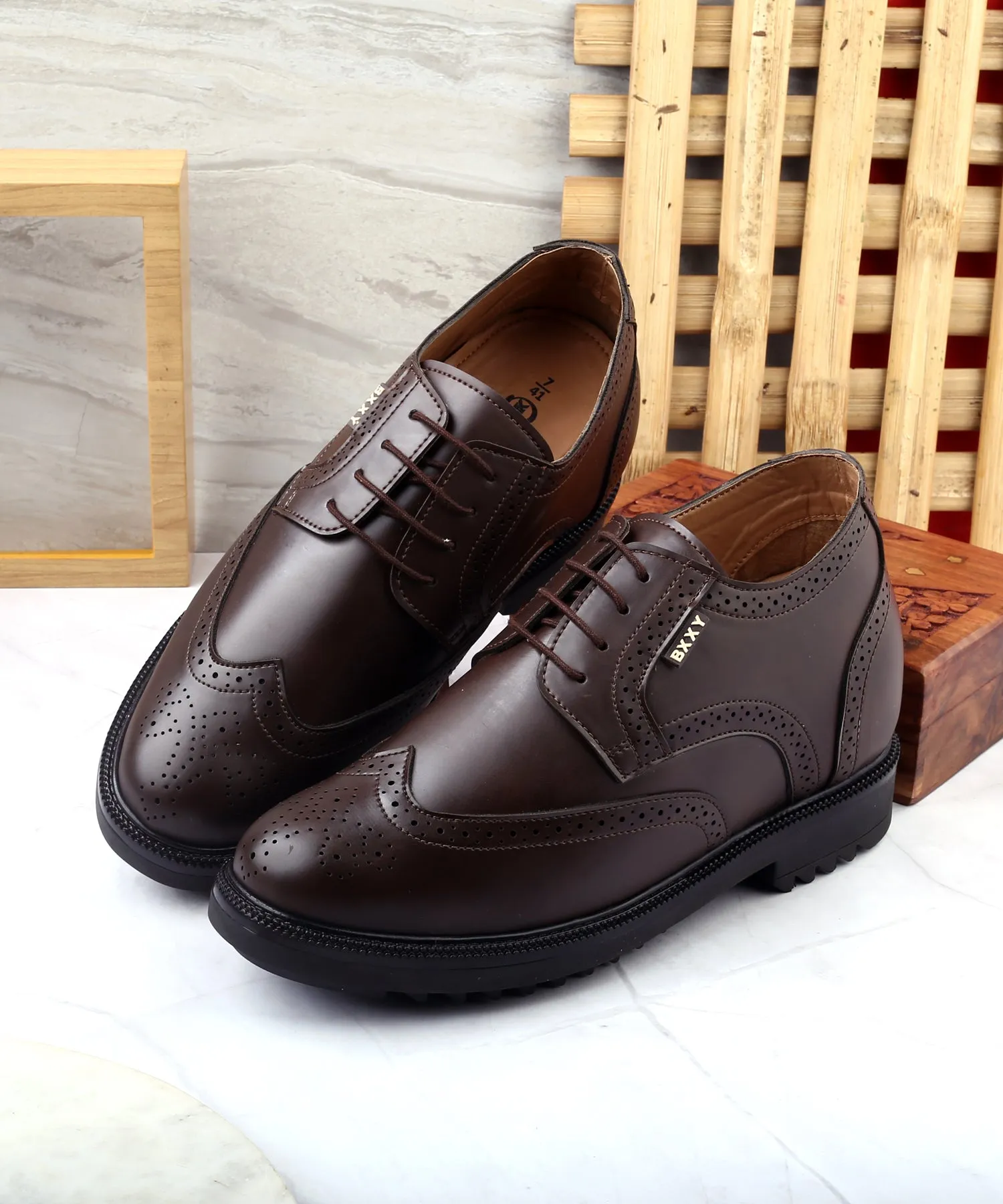 Men's 3.5 inch Hidden Height Increasing Faux Leather Formal Brogue Shoes