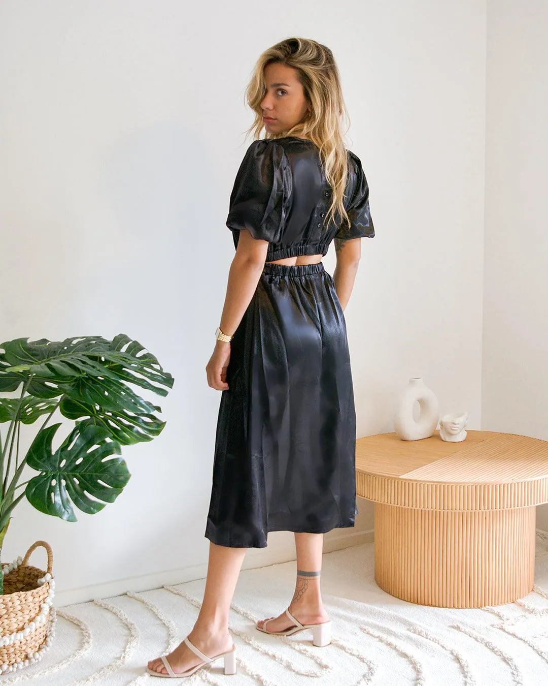 Mia Midi Dress- Black